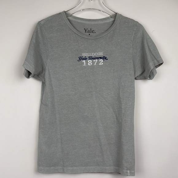 Golden Hour Yale Bulldogs Embroidered Cotton T-shirt Mint Size Small - Picture 3 of 6